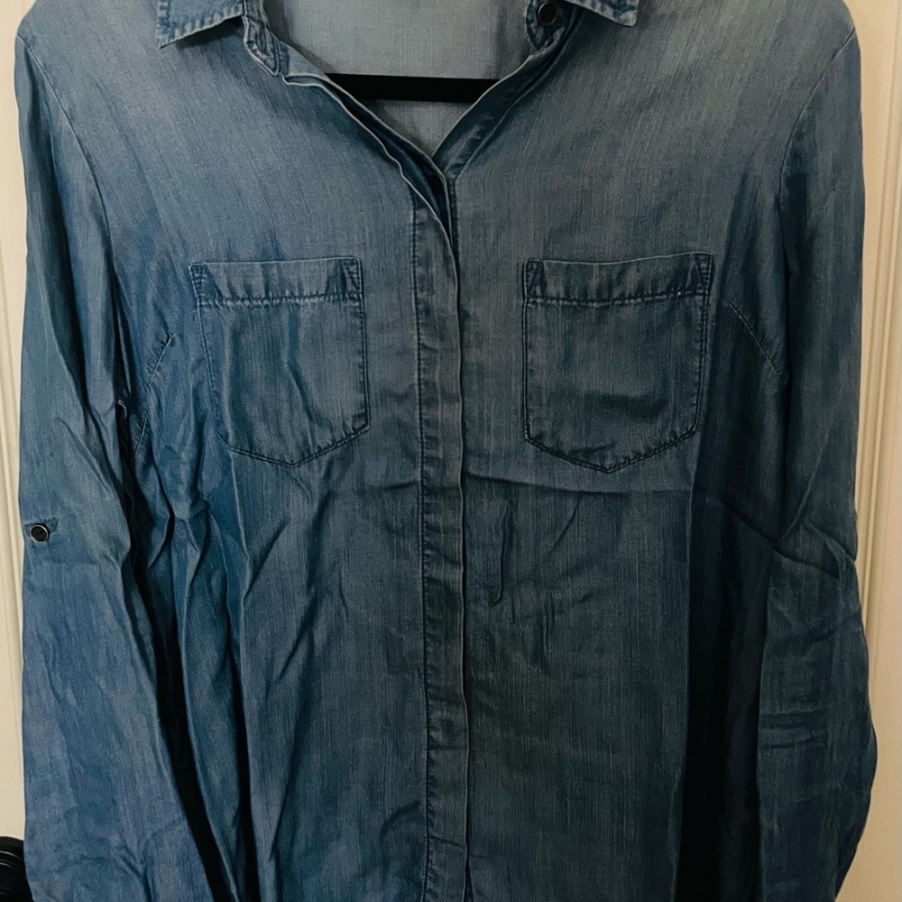 Beach Lunch Lounge Button Down Lightweight Denim Blouse Size S